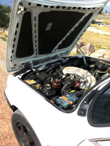 1991 White BMW 3-Series Coupe