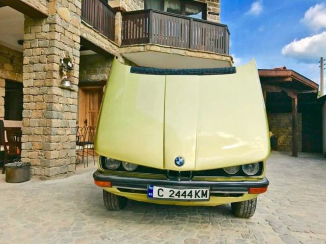 1977 olive green mettalic BMW 5-Series Sedan