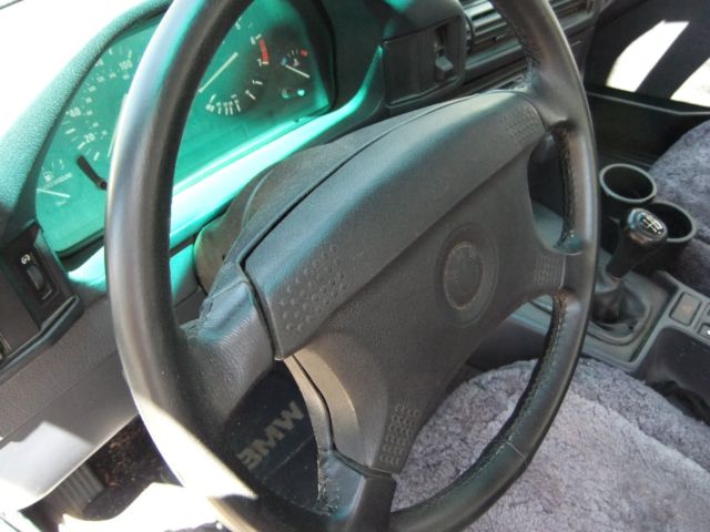 1993 Black BMW 5-Series Sedan