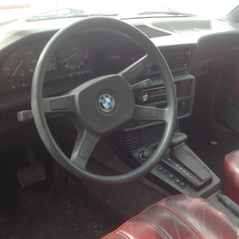 1983 White BMW 5-Series