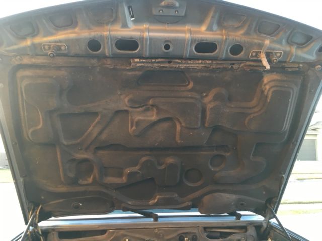 1988 Blue BMW 5-Series Sedan