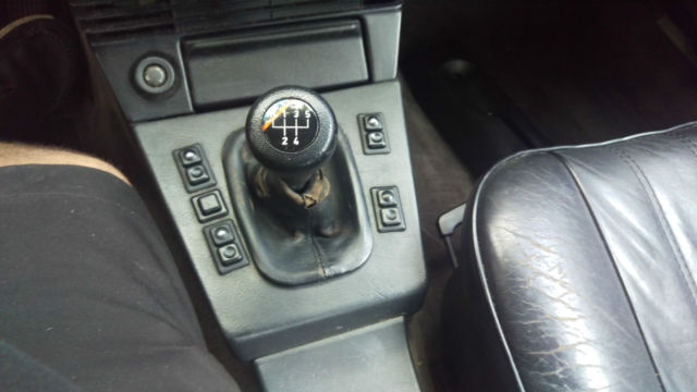 1984 Black BMW 5-Series Sedan