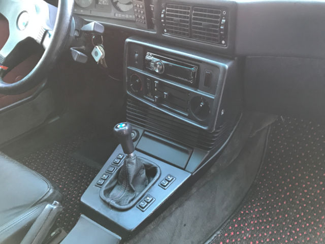 1987 Red BMW 5-Series Sedan