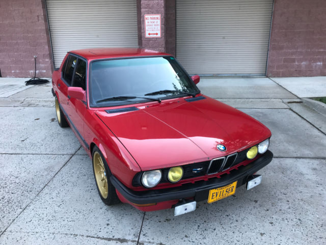 1987 Red BMW 5-Series Sedan