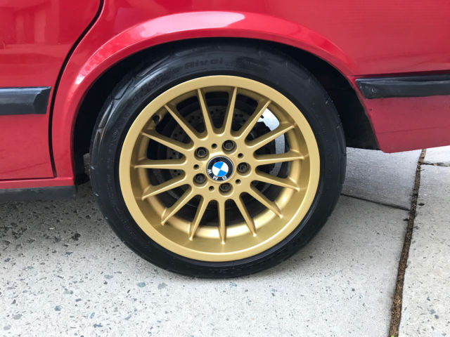 1987 Red BMW 5-Series Sedan