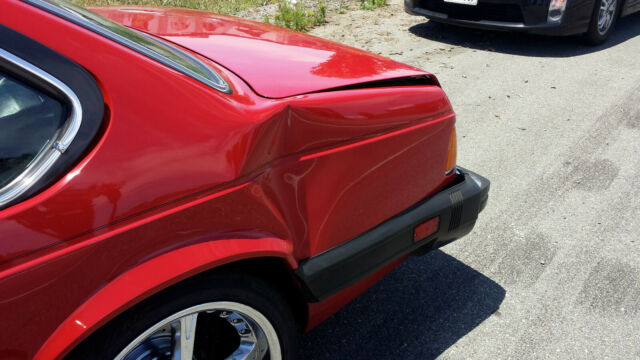 1986 Red BMW 6-Series Coupe