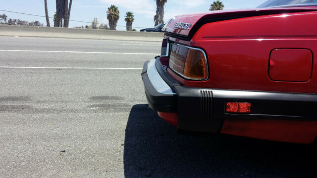 1986 Red BMW 6-Series Coupe