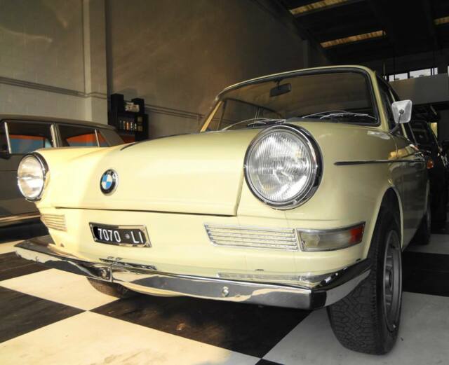 1965 Tan BMW 700