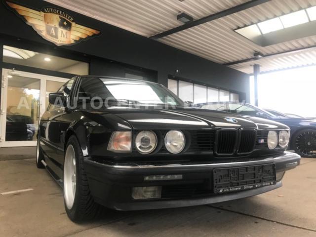 1991 Black BMW 7-Series Limousine