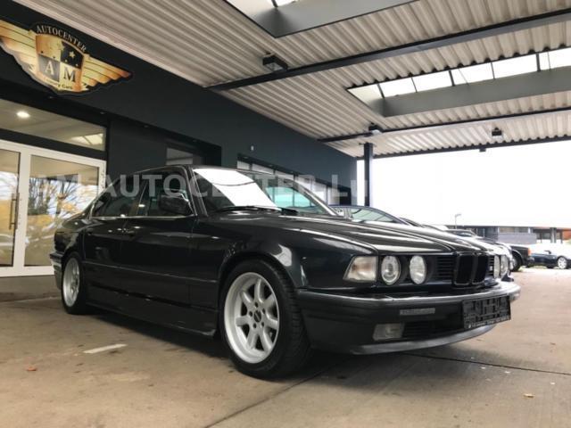 1991 Black BMW 7-Series Limousine