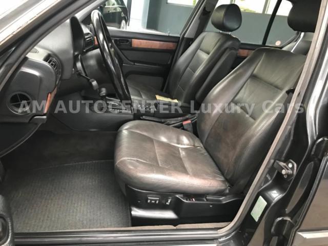 1991 Black BMW 7-Series Limousine