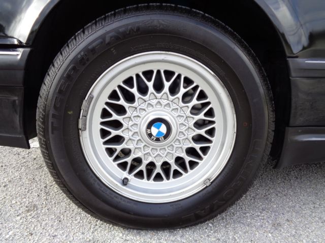 1992 Black BMW 7-Series