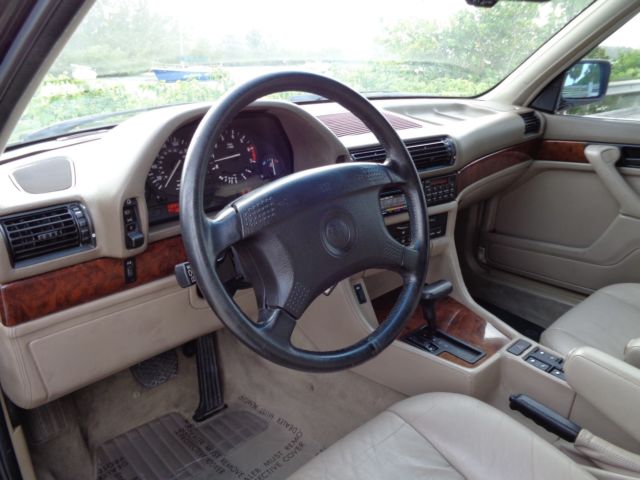 1992 Black BMW 7-Series