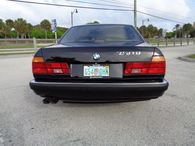1992 Black BMW 7-Series