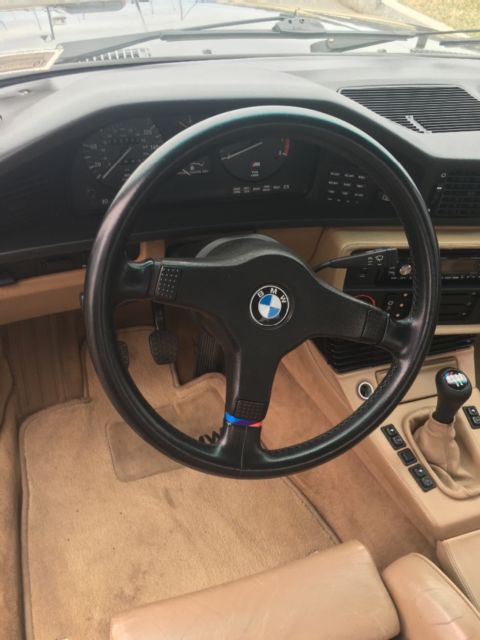 1988 BMW M5 Sedan