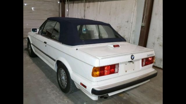 1988 White BMW 3-Series Convertible