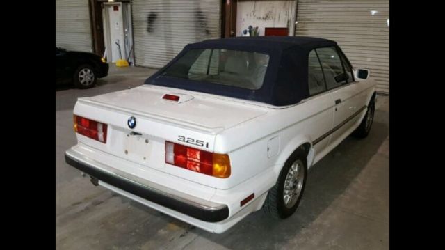 1988 White BMW 3-Series Convertible