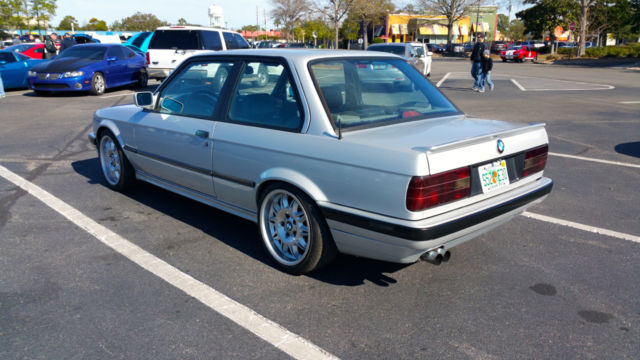 1989 Silver BMW 3-Series Coupe