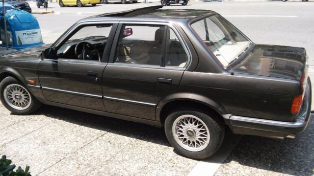 1986 BMW 3-Series