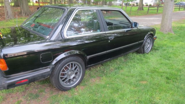 1987 Black BMW 3-Series Coupe