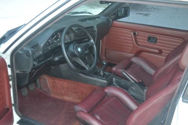 1988 White BMW 3-Series Coupe