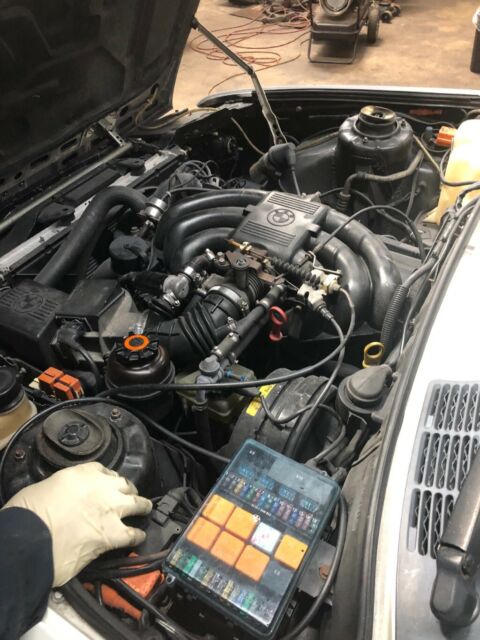 1991 White BMW 3-Series Coupe