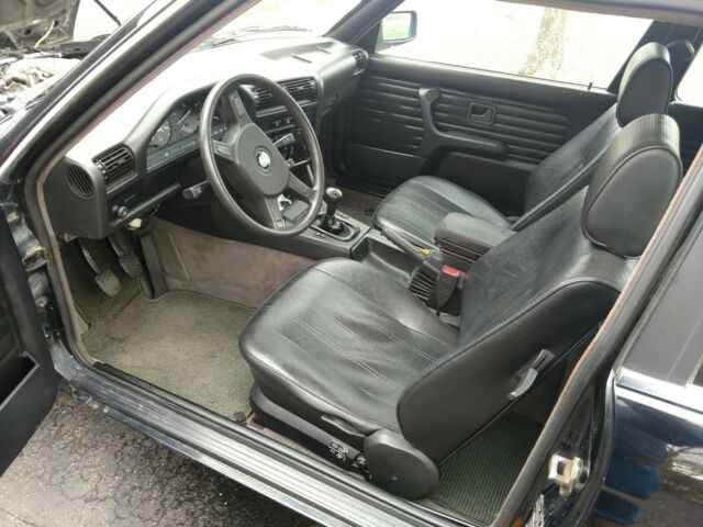 1989 Black BMW 3-Series Coupe