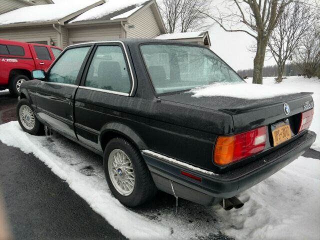 1989 Black BMW 3-Series Coupe