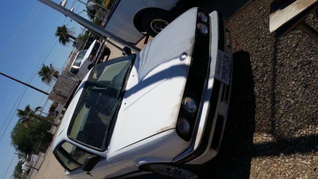 1991 White BMW 3-Series Coupe