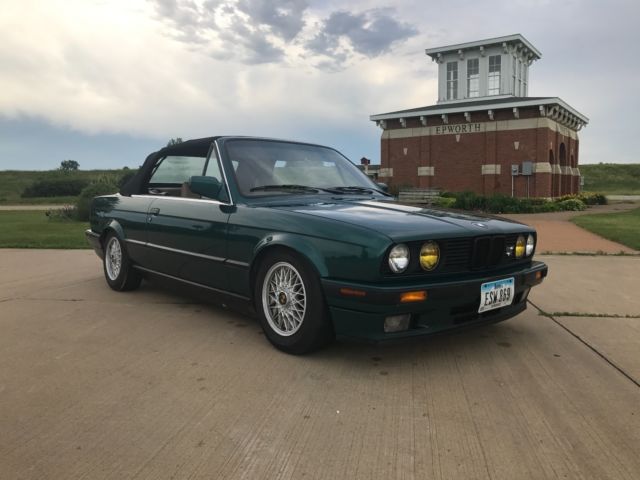 1991 Green BMW 3-Series Convertible