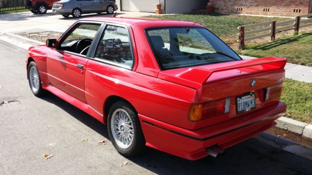 1991 Red BMW 3-Series Coupe