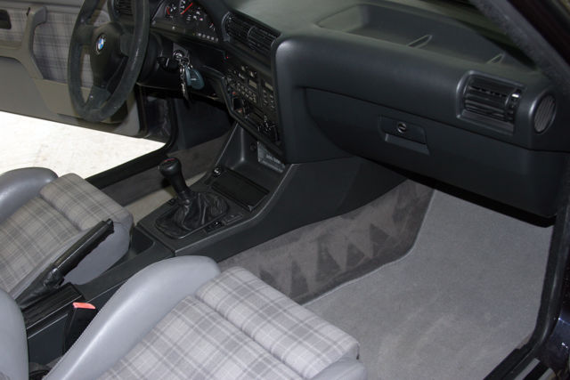 1988 Macau Blue BMW M3 2 door