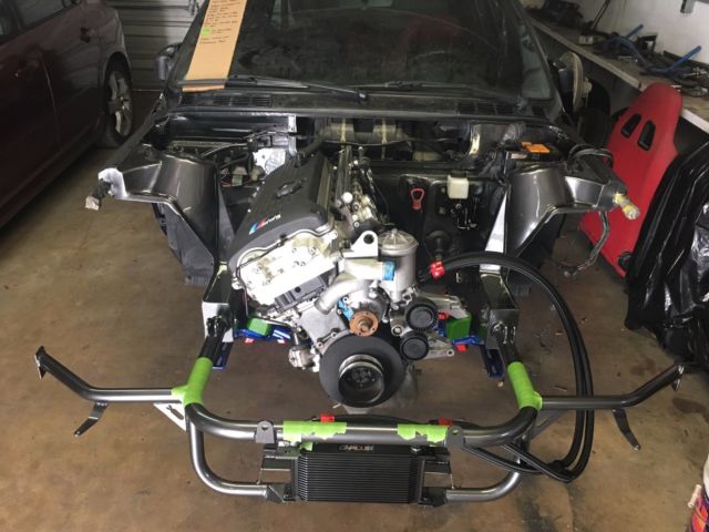 1991 Black BMW 3-Series Sedan