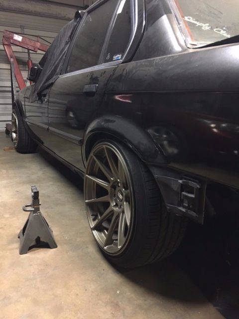 1991 Black BMW 3-Series Sedan