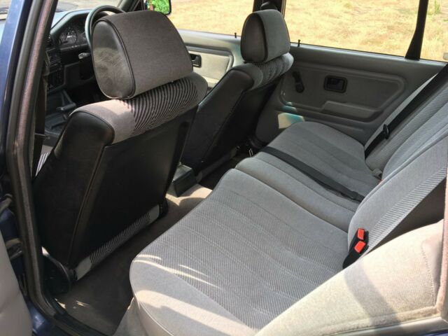 1990 Lazurblau-Metallic BMW 3-Series Wagon