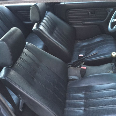 1984 DOLPHIN GRAY BMW 3-Series Coupe