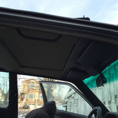 1984 DOLPHIN GRAY BMW 3-Series Coupe