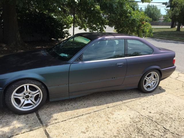 1994 Beta-Midnight Flip Pearl BMW M3 Coupe