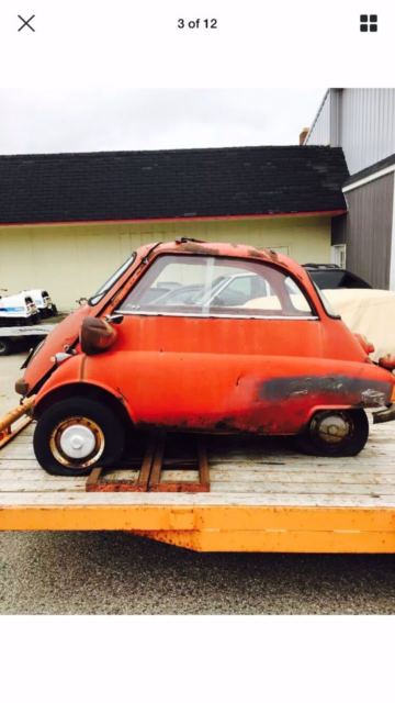1957 Red BMW ISETTA 300 LOW RESERVE Coupe