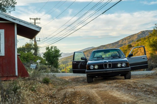 1986 Gray BMW 7-Series Sedan