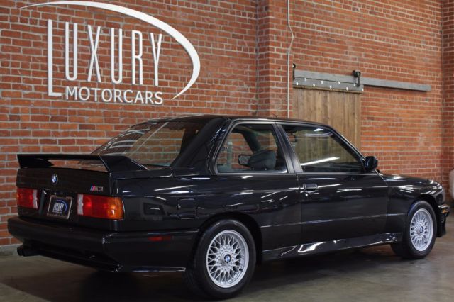 1988 Diamond Black metallic BMW M3 Coupe