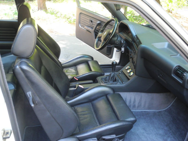 1989 White BMW M3 Coupe