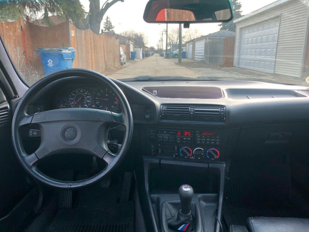 1991 Black BMW M5 Sedan