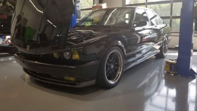 1991 Black BMW M5 Sedan