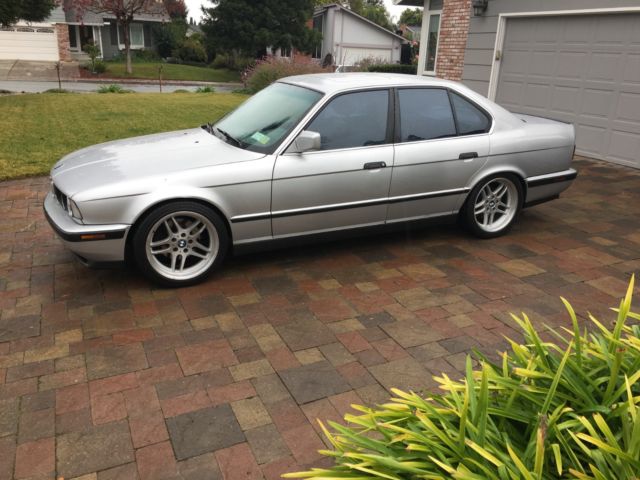 1991 SILVER BMW 5-Series