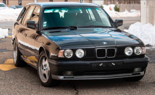 1992 BMW M5