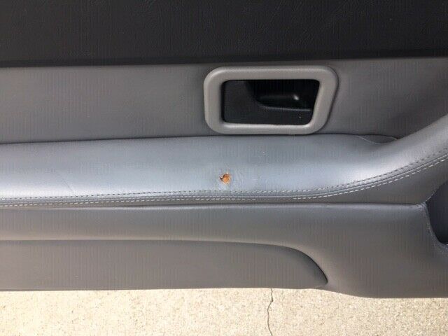 1988 red BMW 6-Series Coupe