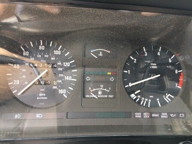 1988 red BMW 6-Series Coupe