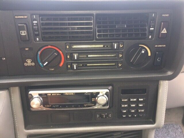 1988 red BMW 6-Series Coupe