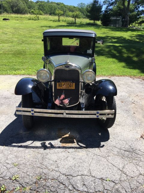 1930 green Ford Model A